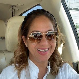 Meet your Posher, Yvelisse